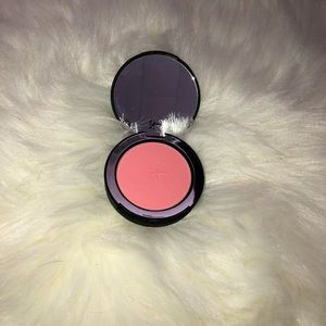 It Cosmetics Bye Bye Pores blush